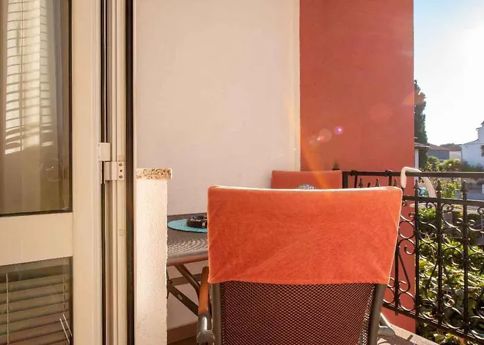 Vesna 3 With Terrace Appartement *
