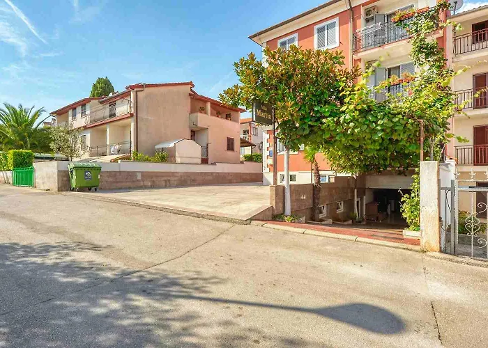 Vesna 3 With Terrace Rovinj
